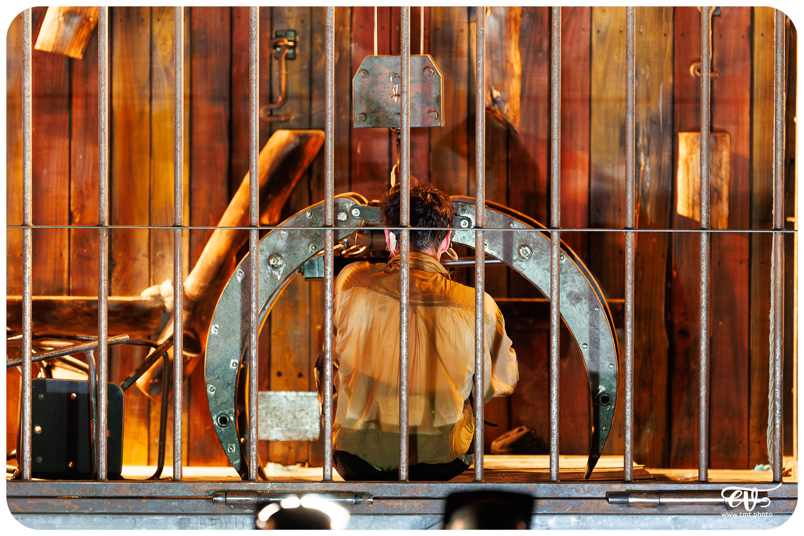 DE CHAIR ET D'ACIER (CIE 100 RACINES)